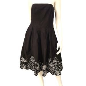 Robbie Bee Black Strapless Dress size 8
